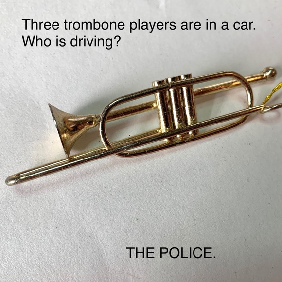 FREE IN A BUNDLE: Trombone ornament, vintage, gold-tone, Christmas, band - Picture 5 of 8